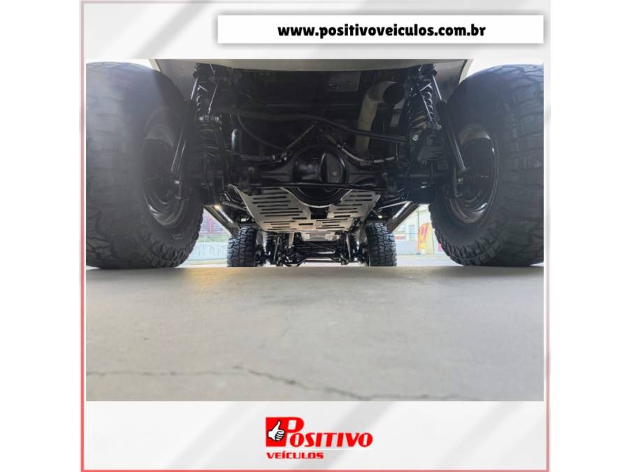TROLLER - T4 - 2015/2015 - Prata - R$ 189.000,00