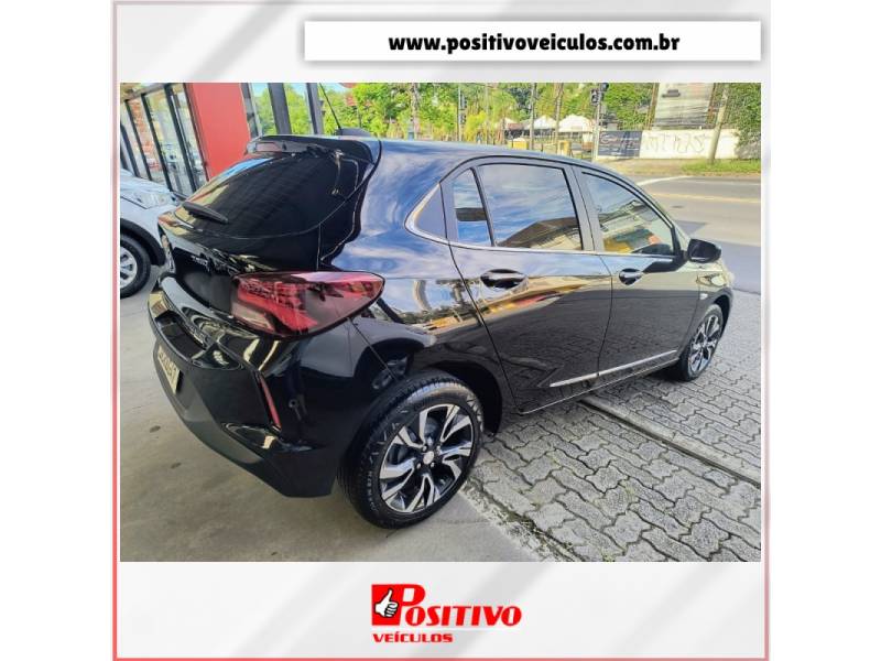 CHEVROLET - ONIX - 2024/2024 - Preta - R$ 99.500,00