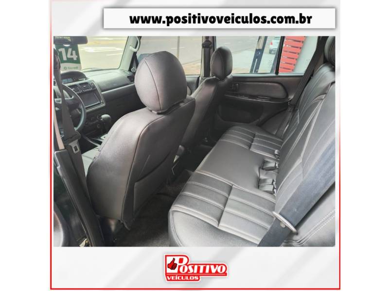 MITSUBISHI - PAJERO TR4 - 2014/2014 - Verde - R$ 71.500,00