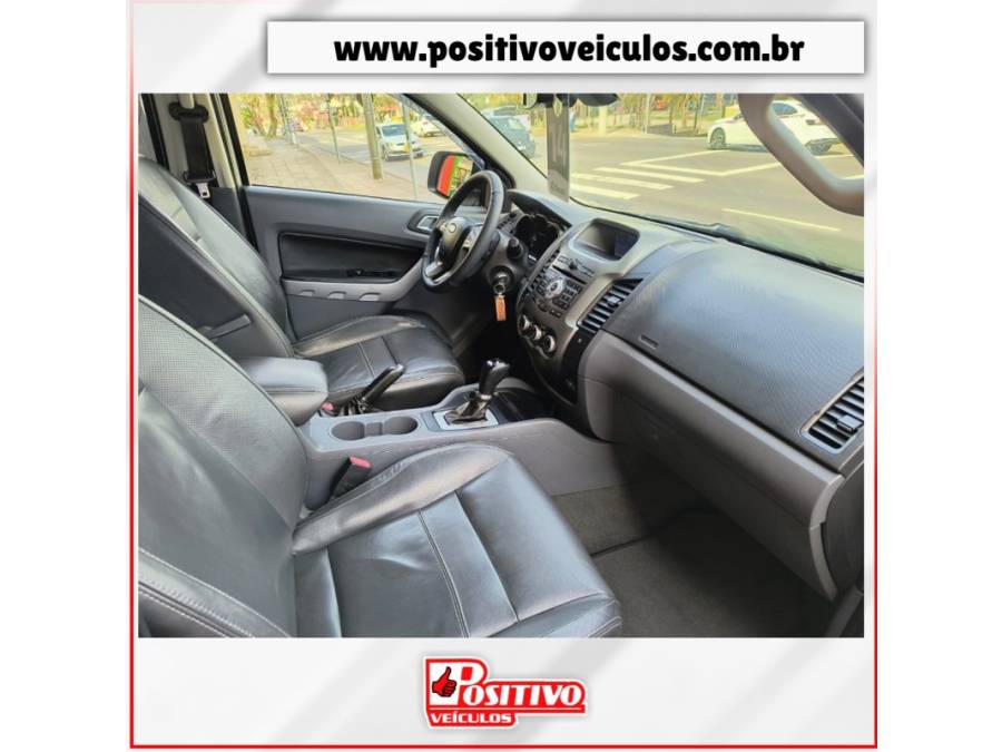 FORD - RANGER - 2014/2014 - Prata - R$ 114.900,00