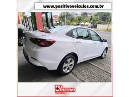 CHEVROLET - ONIX - 2023/2024 - Branca - R$ 82.900,00