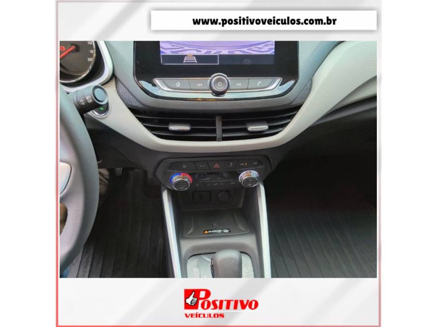CHEVROLET - ONIX - 2024/2024 - Preta - R$ 99.500,00
