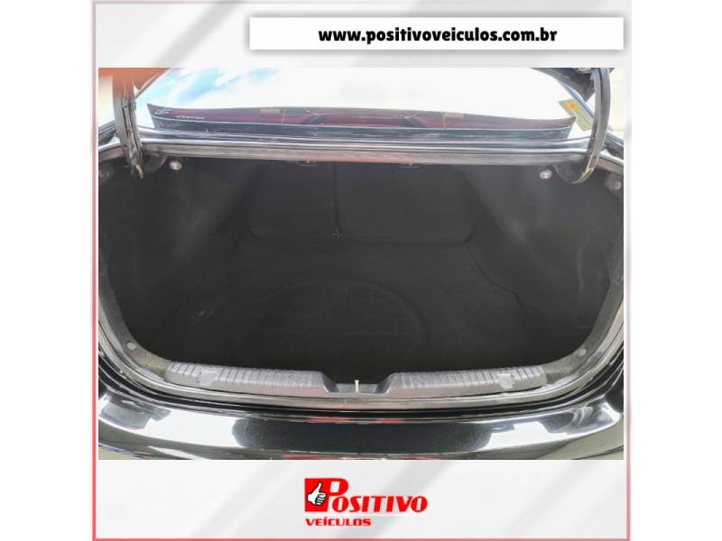 KIA MOTORS - CERATO - 2014/2014 - Preta - R$ 65.500,00