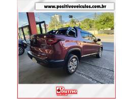 FIAT - TORO - 2016/2017 - Vermelha - R$ 83.500,00