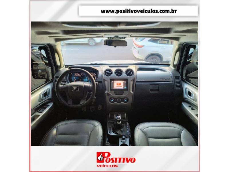 TROLLER - T4 - 2015/2015 - Prata - R$ 189.000,00