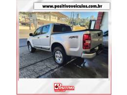 CHEVROLET - S10 - 2019/2019 - Prata - R$ 119.700,00