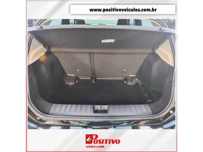 CHEVROLET - ONIX - 2024/2024 - Preta - R$ 99.500,00
