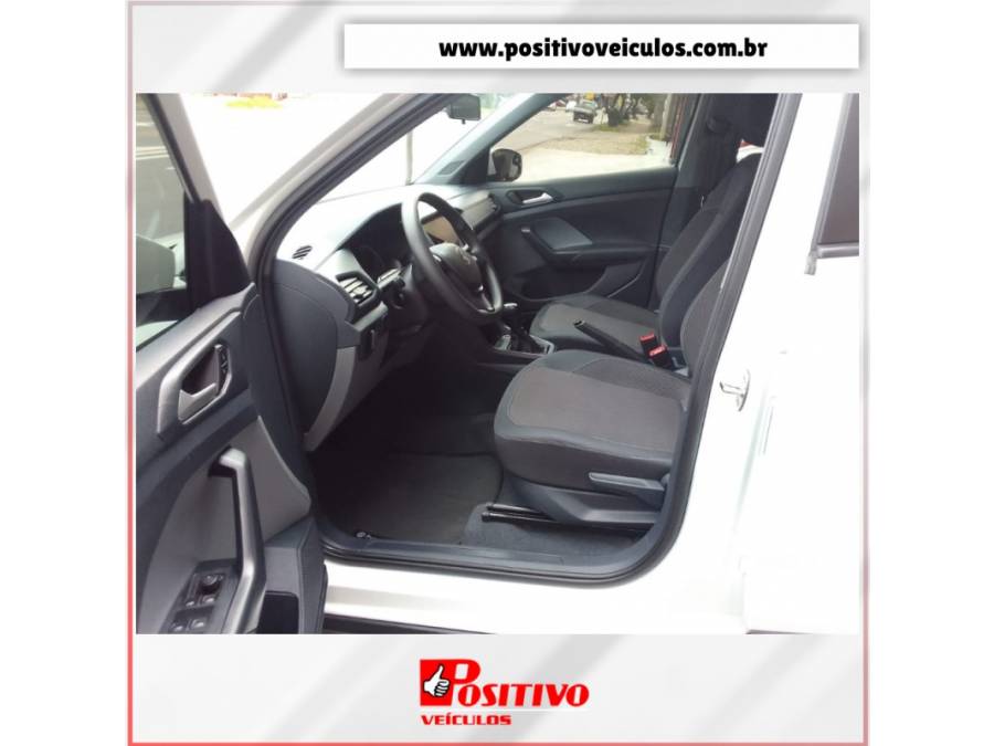 VOLKSWAGEN - T-CROSS - 2022/2023 - Branca - R$ 107.900,00