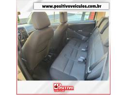 FIAT - IDEA - 2013/2013 - Branca - R$ 37.500,00