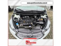 HYUNDAI - HB20S - 2016/2017 - Branca - R$ 62.500,00