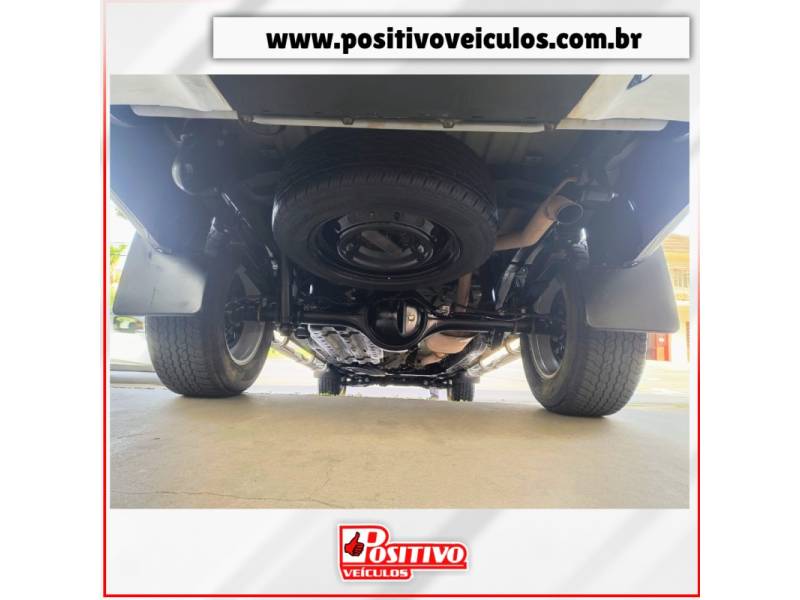 FORD - RANGER - 2014/2014 - Prata - R$ 114.900,00