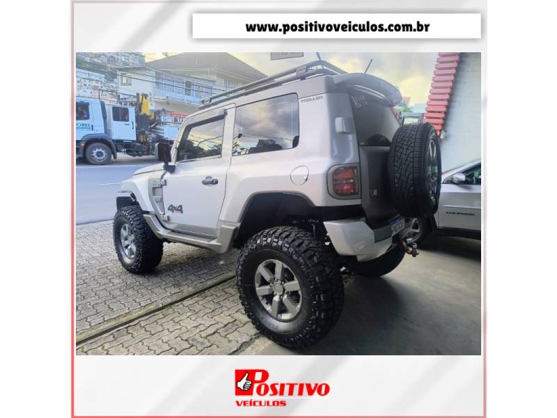 TROLLER - T4 - 2015/2015 - Prata - R$ 189.000,00