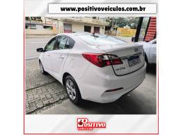 HYUNDAI - HB20S - 2016/2017 - Branca - R$ 59.700,00