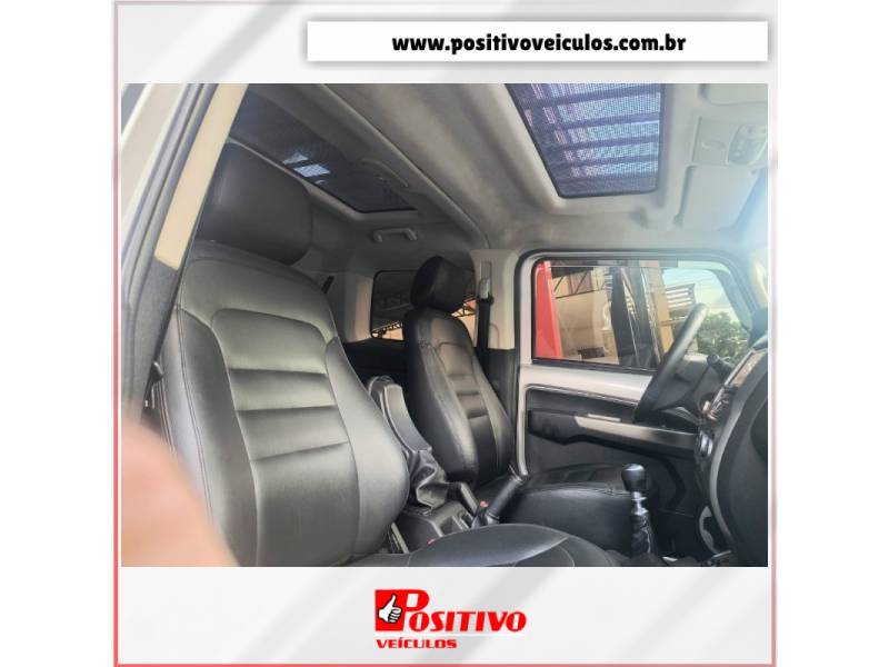TROLLER - T4 - 2015/2015 - Prata - R$ 189.000,00