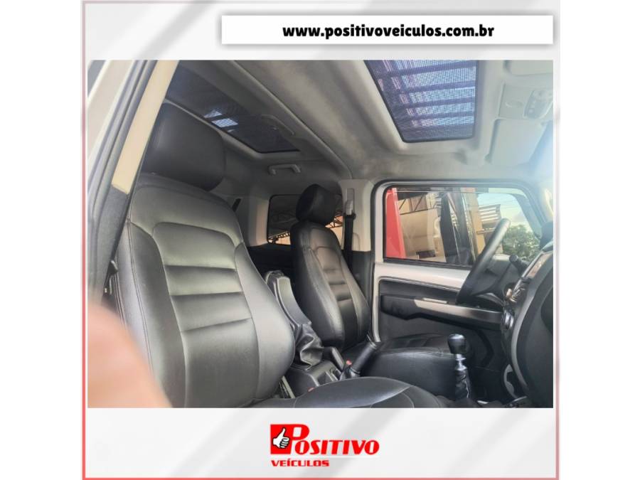 TROLLER - T4 - 2015/2015 - Prata - R$ 189.000,00