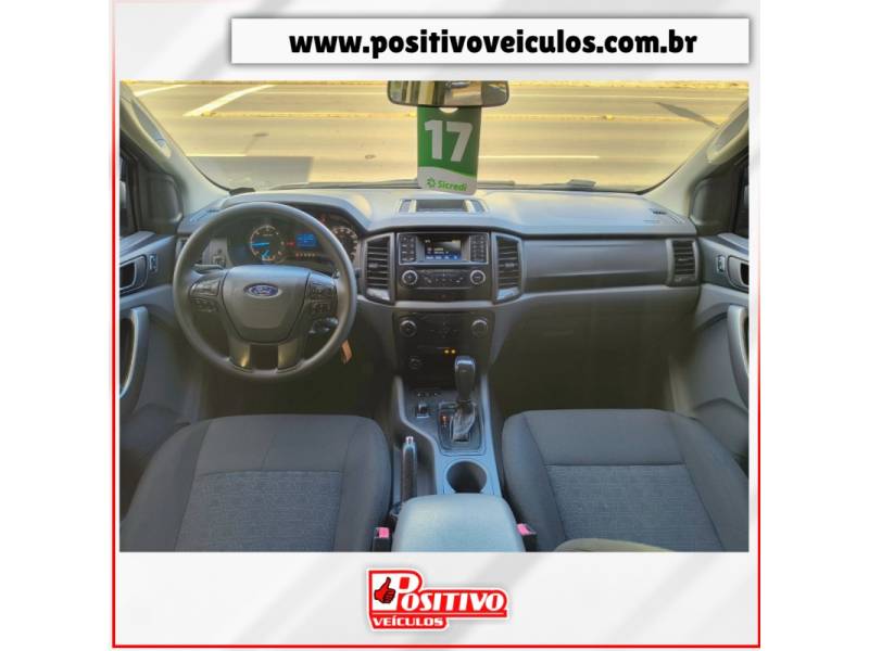 FORD - RANGER - 2016/2017 - Branca - R$ 128.700,00