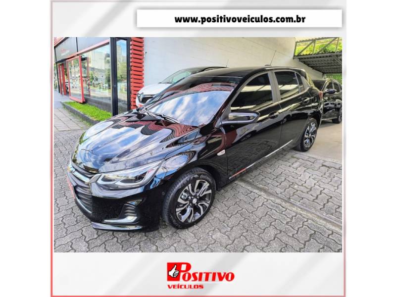 CHEVROLET - ONIX - 2024/2024 - Preta - R$ 99.500,00