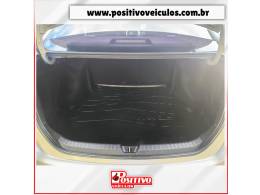 TOYOTA - YARIS - 2021/2022 - Prata - R$ 87.700,00