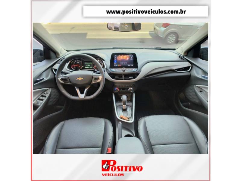 CHEVROLET - ONIX - 2024/2024 - Preta - R$ 99.500,00
