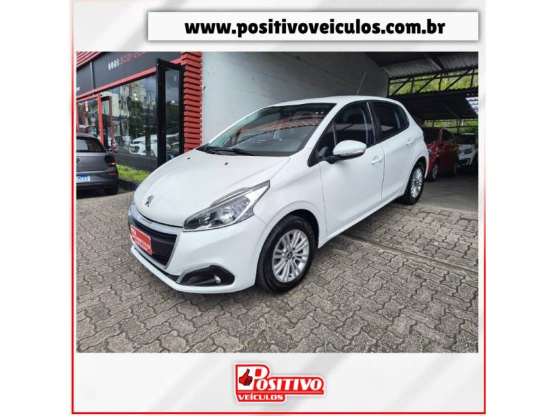 PEUGEOT - 208 - 2018/2019 - Branca - R$ 61.700,00