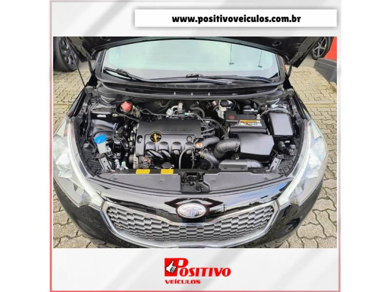 KIA MOTORS - CERATO - 2014/2014 - Preta - R$ 65.500,00
