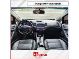 KIA MOTORS - CERATO - 2014/2014 - Preta - R$ 65.500,00