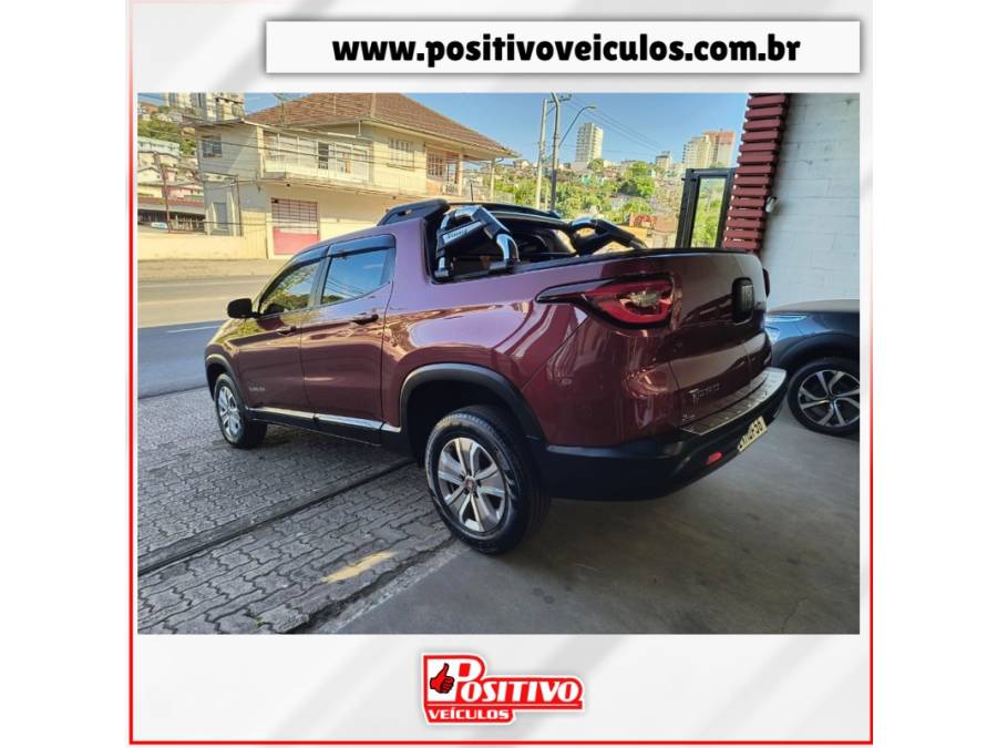 FIAT - TORO - 2016/2017 - Vermelha - R$ 83.500,00