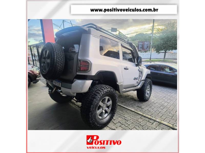 TROLLER - T4 - 2015/2015 - Prata - R$ 189.000,00