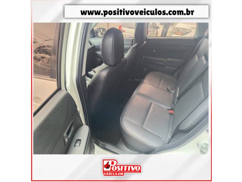 MITSUBISHI - ASX - 2014/2015 - Branca - R$ 77.700,00