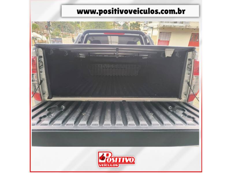 NISSAN - FRONTIER - 2019/2019 - Prata - R$ 129.800,00