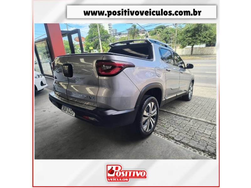 FIAT - TORO - 2022/2022 - Cinza - R$ 118.700,00