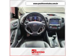 KIA MOTORS - CERATO - 2014/2014 - Preta - R$ 65.500,00