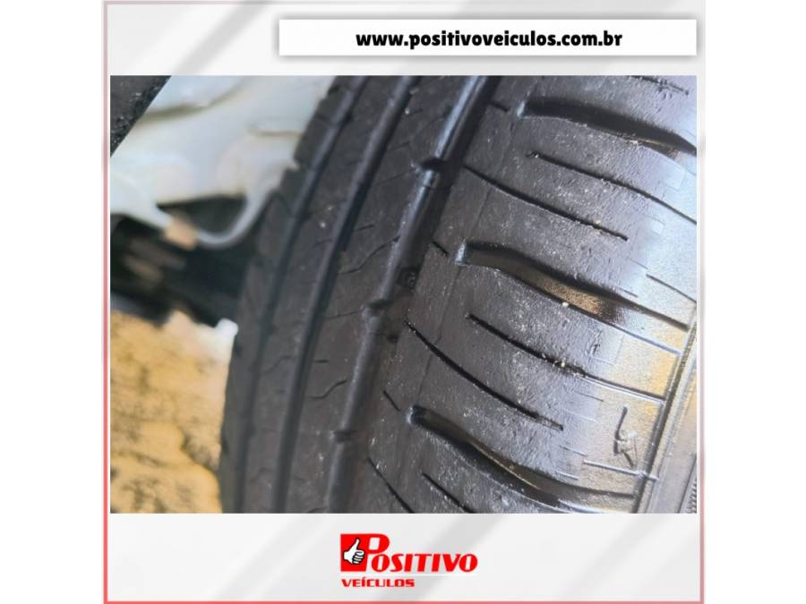 RENAULT - KWID - 2019/2020 - Branca - R$ 41.500,00