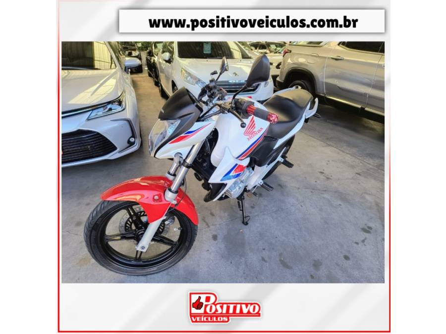 HONDA - CB 300R - 2014/2015 - Outra - R$ 14.700,00