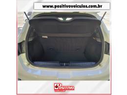 FIAT - ARGO - 2021/2022 - Branca - R$ 75.700,00